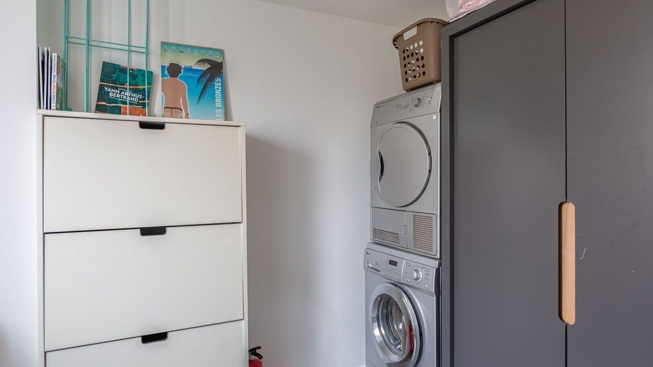 Photo of Others in Begles