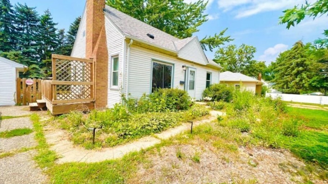 Photo of Outdoor in East Bloomington