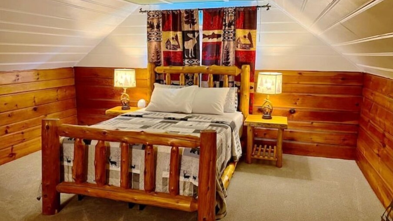 Photo of Bedroom in East Bloomington