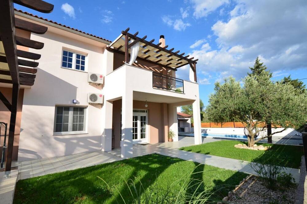 Photo of Outdoor in Pirovac