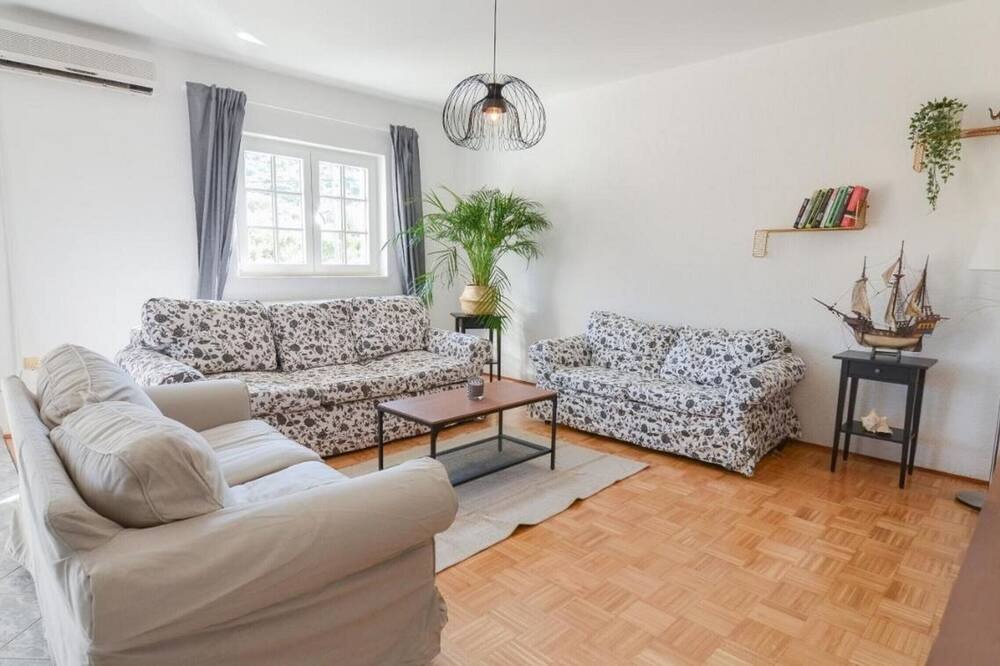 Photo of Livingroom in Pirovac