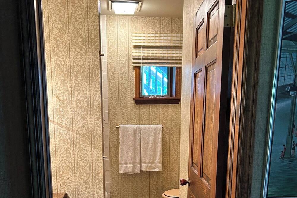 Photo of Bathroom in Schroon Lake