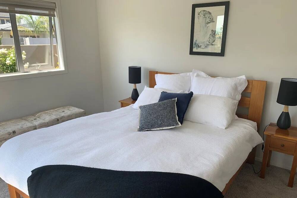 Photo of Bedroom in Westshore