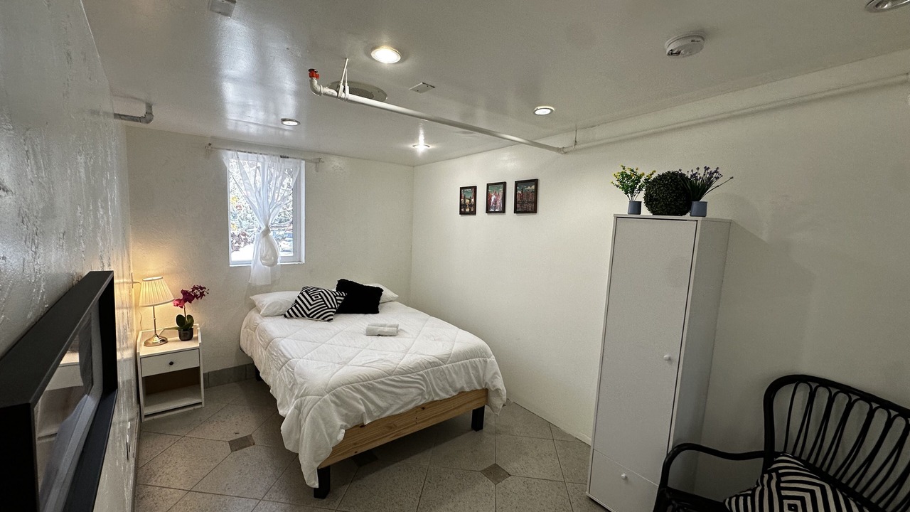 Photo of Bedroom in Park West