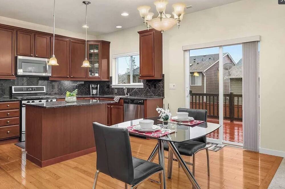 Photo of Kitchen in North Creek