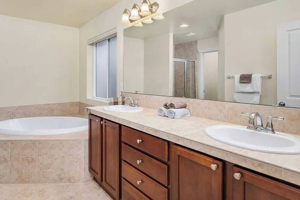 Photo of Bathroom in North Creek
