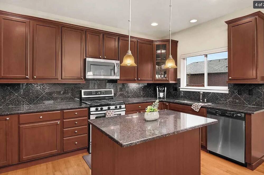 Photo of Kitchen in North Creek