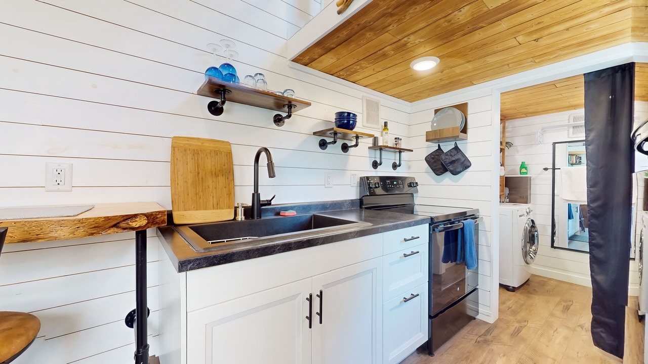 Photo of Kitchen in Mirrormont