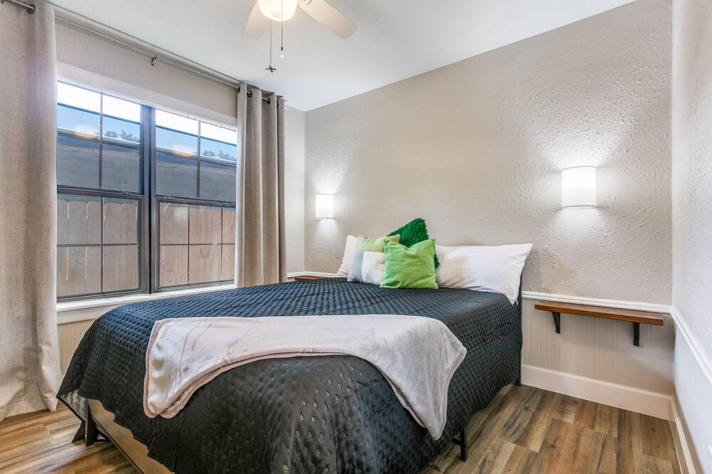 Photo of Bedroom in Houston
