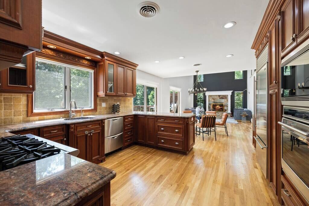 Photo of Others in Airmont