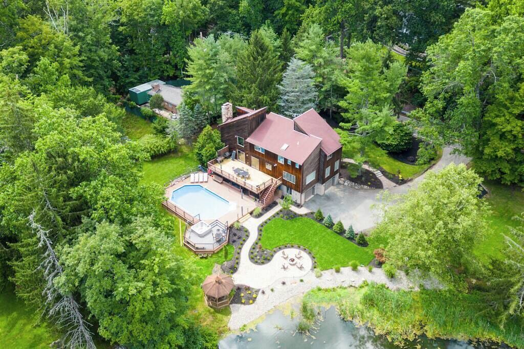 Photo of Outdoor in Airmont