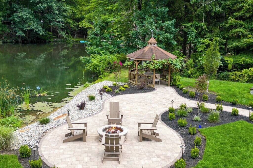 Photo of Outdoor in Airmont