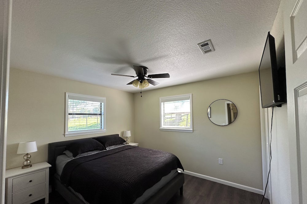 Photo of Bedroom in Lowell