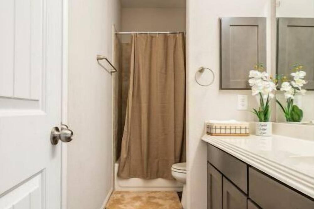 Photo of Bathroom in Hockley