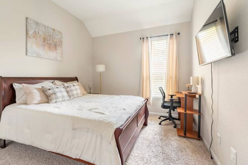 Photo of Bedroom in Hockley