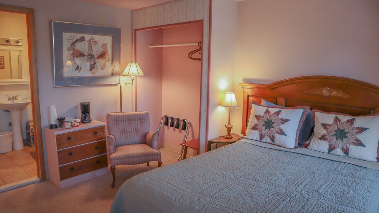 Photo of Bedroom in Mount Holly Springs