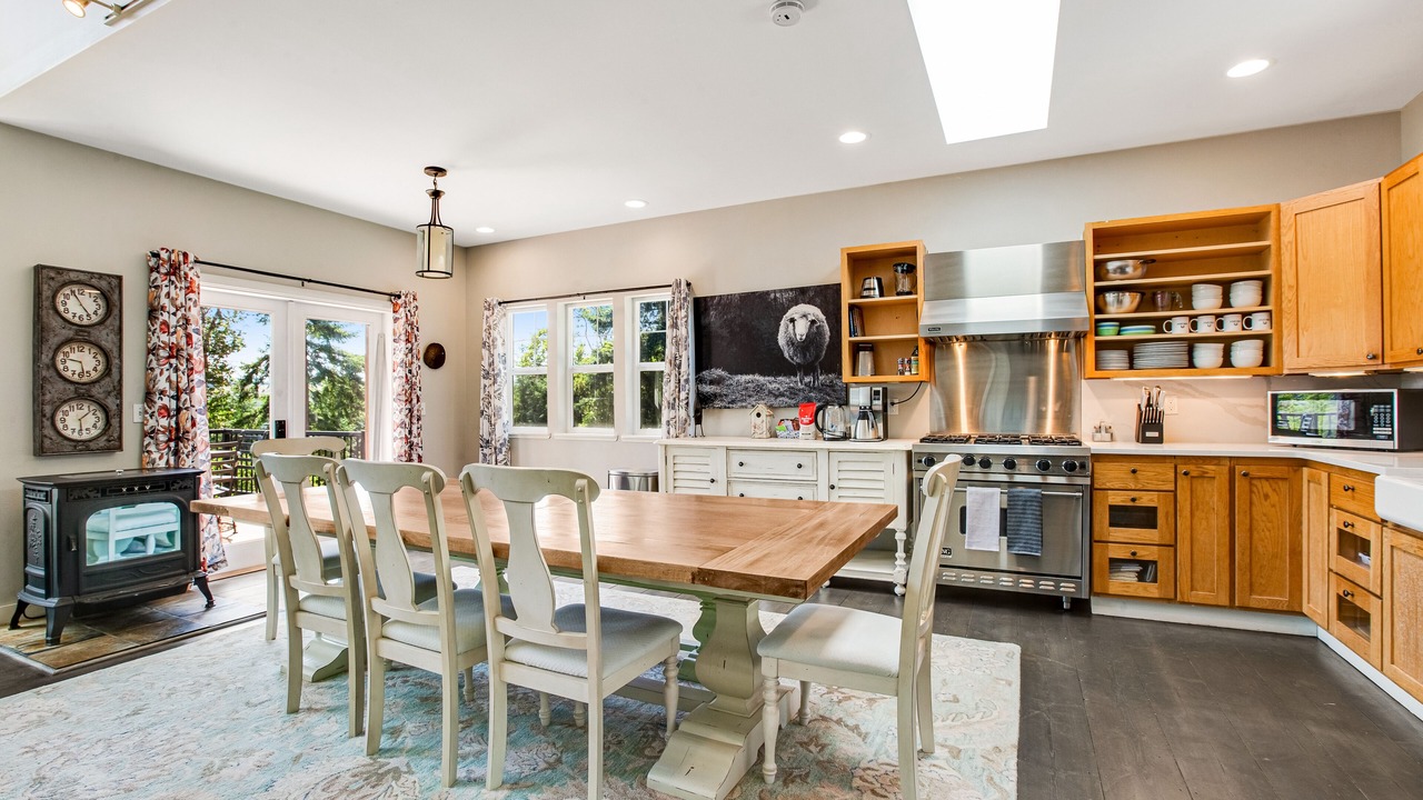 Photo of Kitchen in Port Ludlow