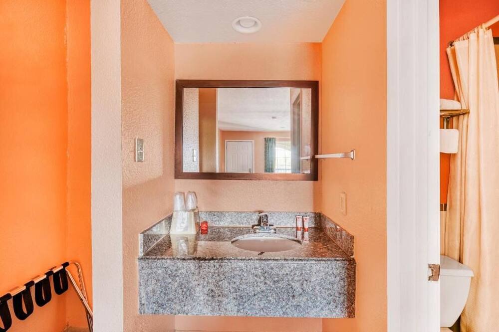 Photo of Bathroom in Channelview