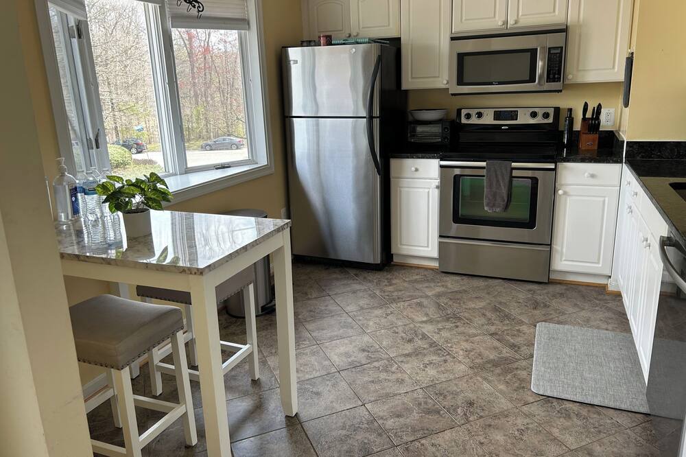 Photo of Kitchen in Lorton