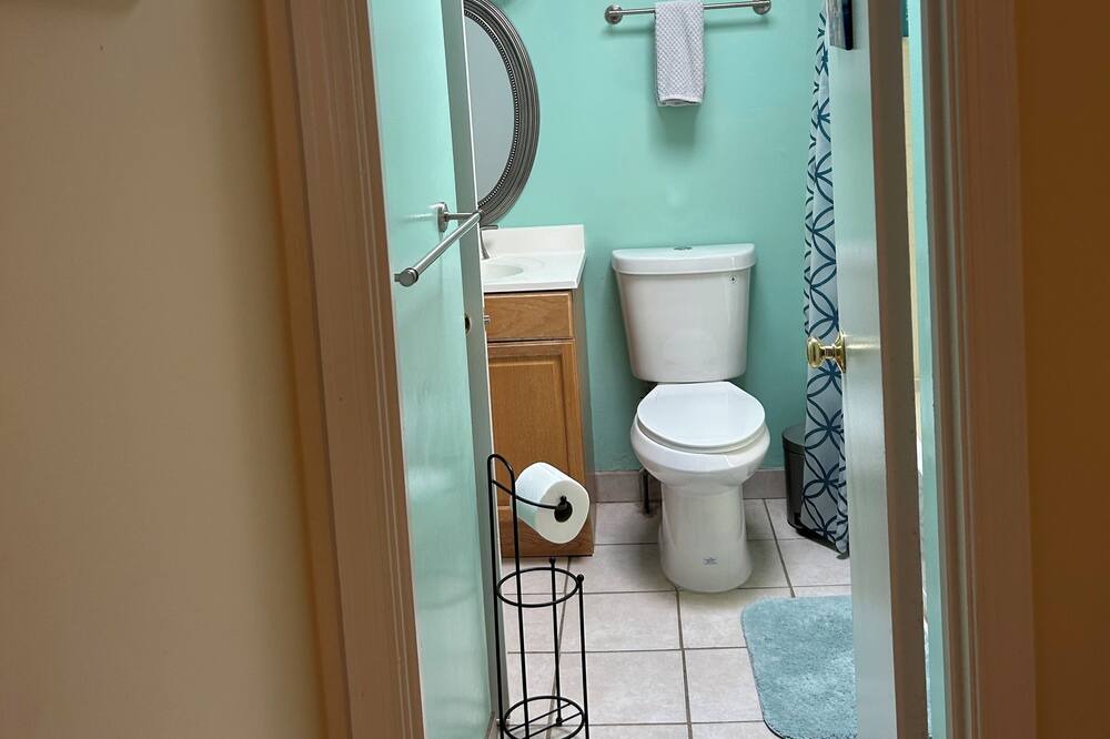 Photo of Bathroom in Lorton