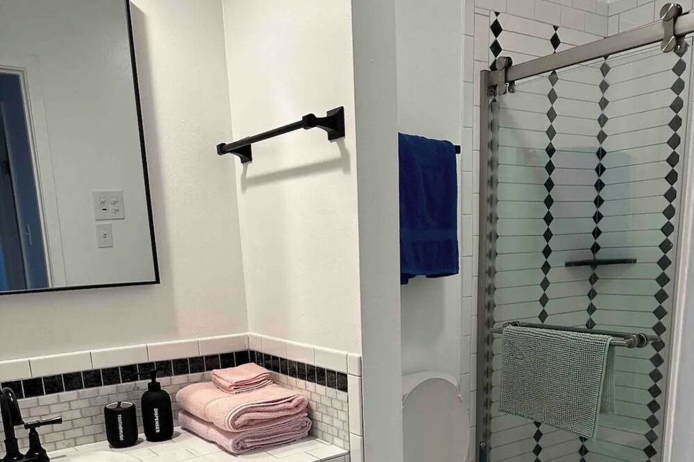 Photo of Bathroom in Alexandria