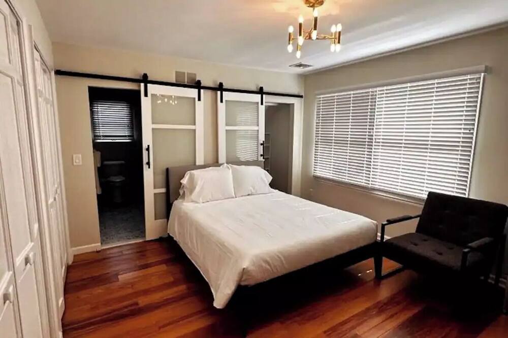 Photo of Bedroom in Sea Bright