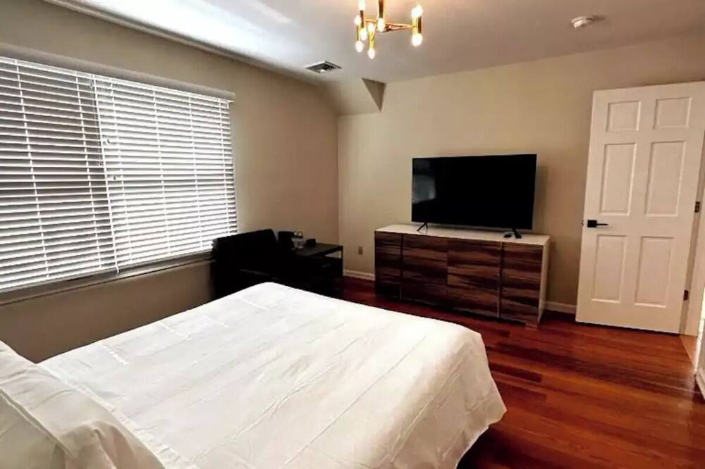 Photo of Bedroom in Sea Bright