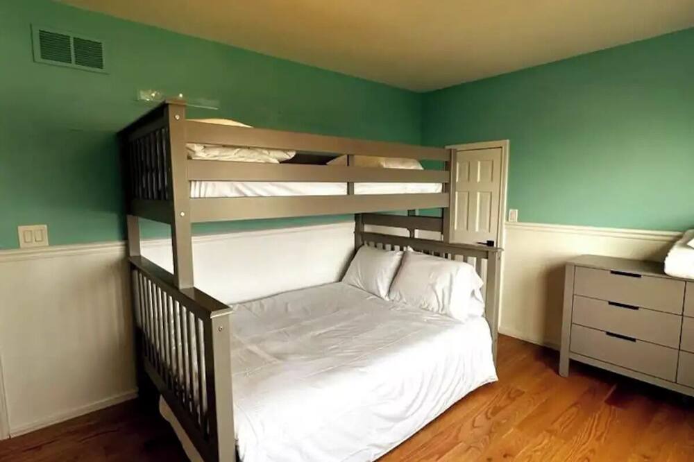 Photo of Bedroom in Sea Bright