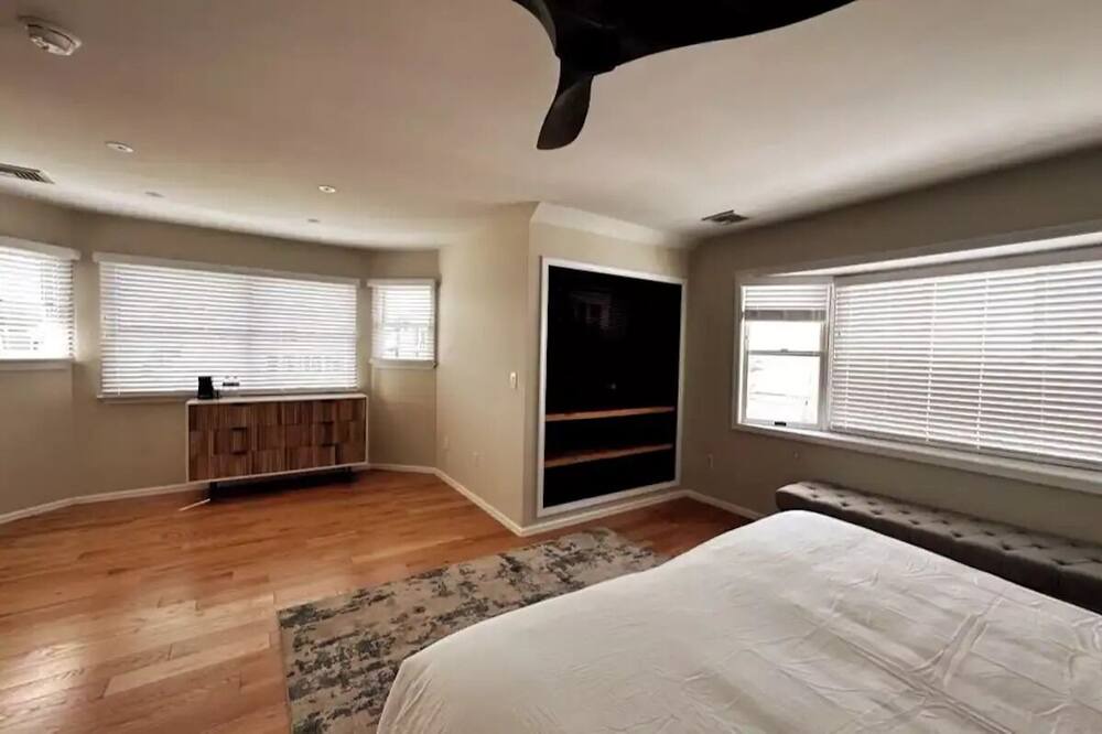 Photo of Bedroom in Sea Bright