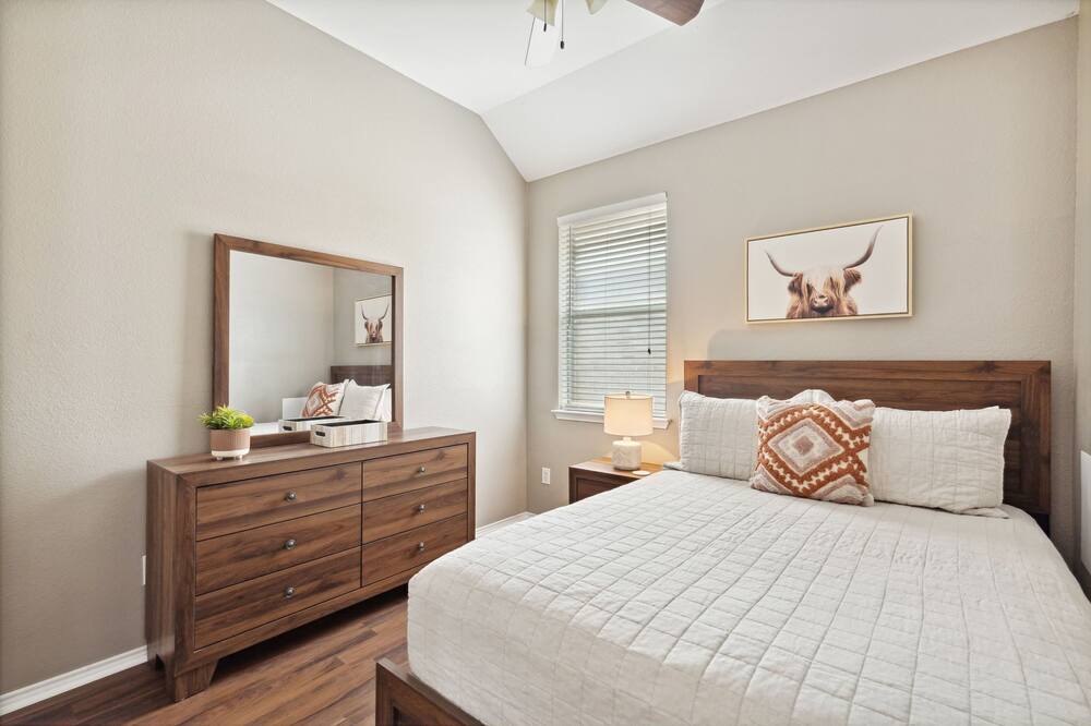 Photo of Bedroom in Lantana