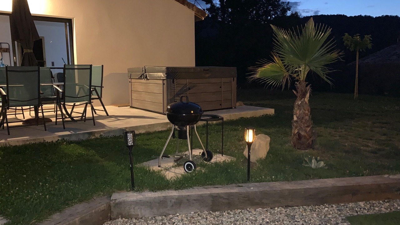 Photo of Outdoor in Pont-de-Labeaume