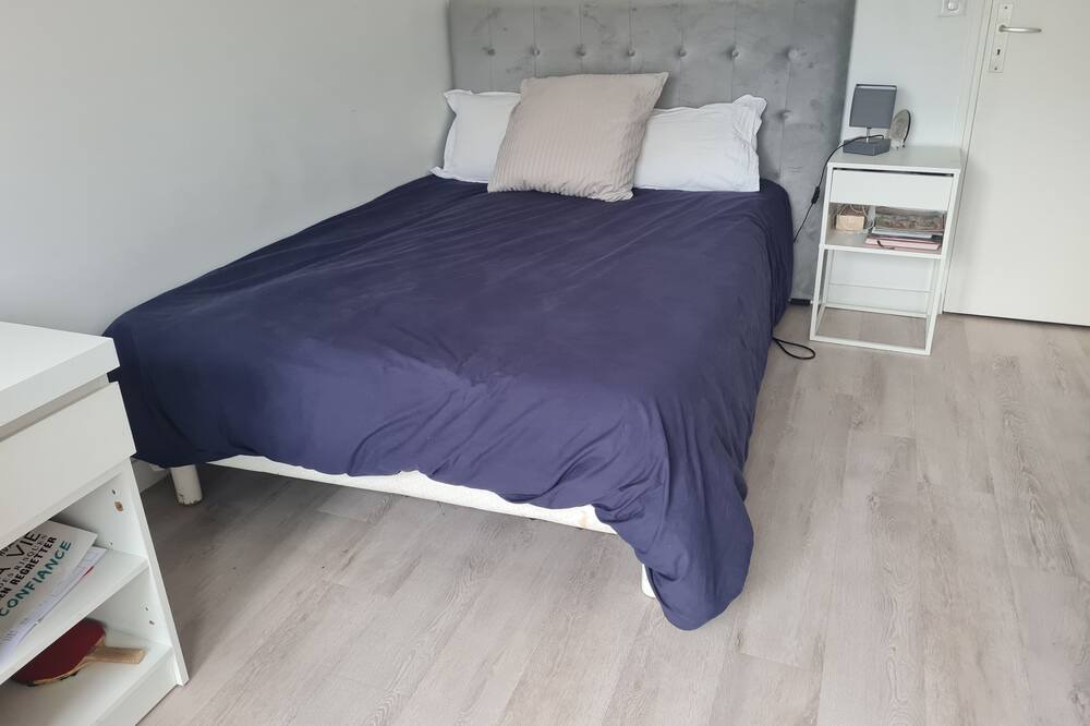 Photo of Bedroom in Bollee