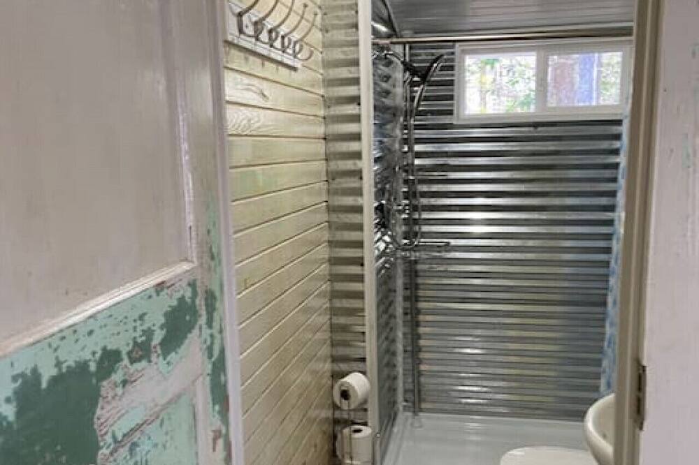 Photo of Bathroom in Suwannee