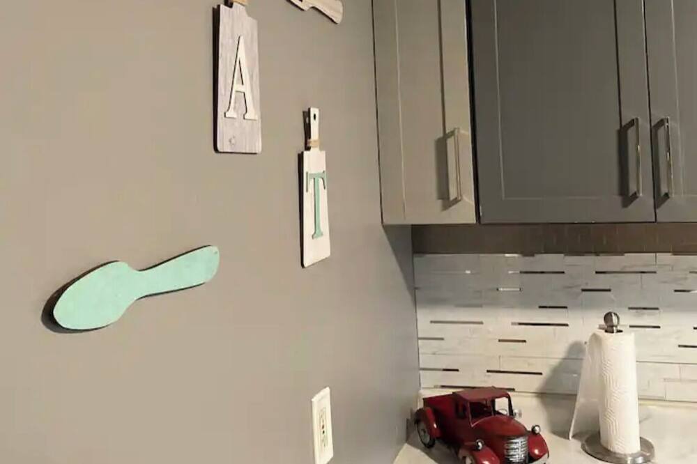 Photo of Kitchen in River Rouge