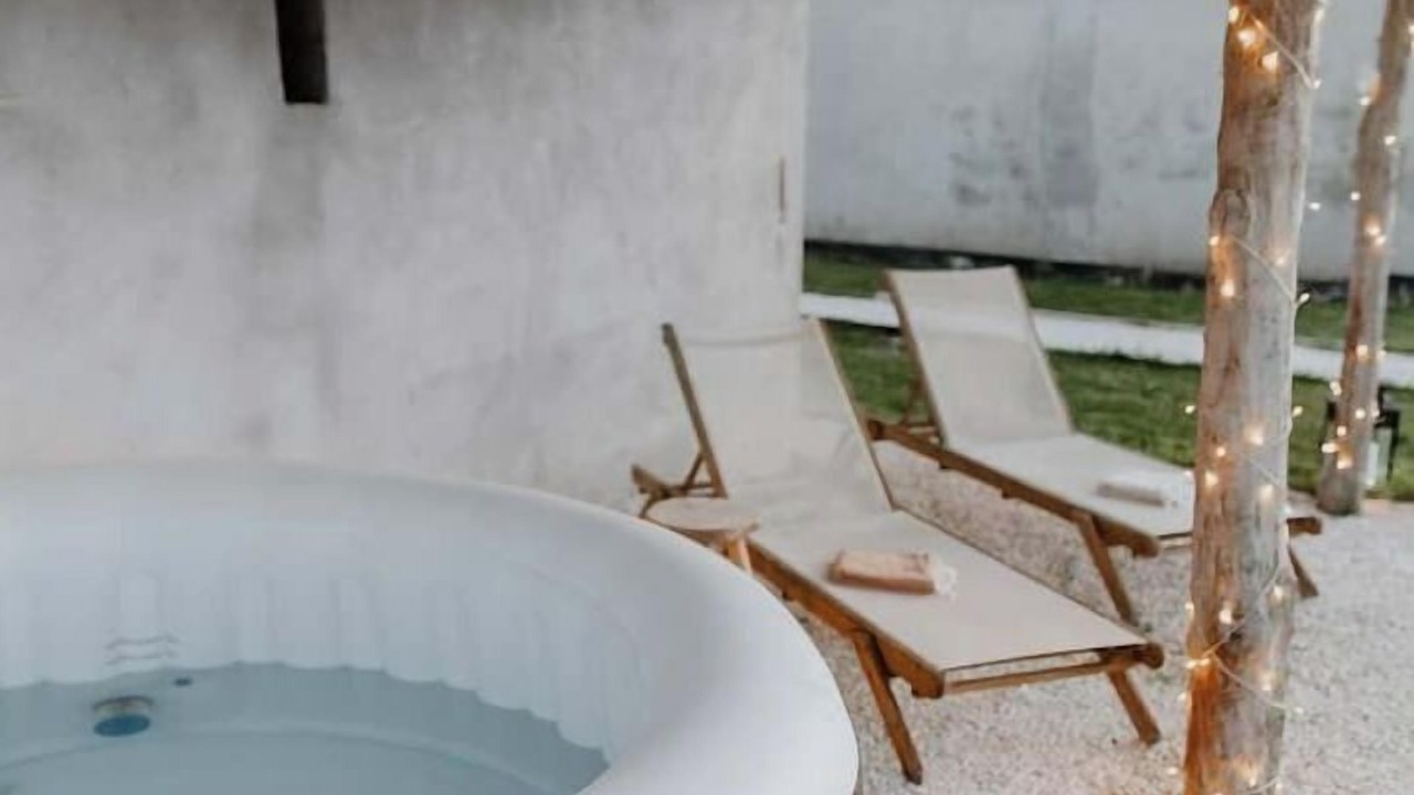 Photo of Outdoor in Issy-l'Eveque