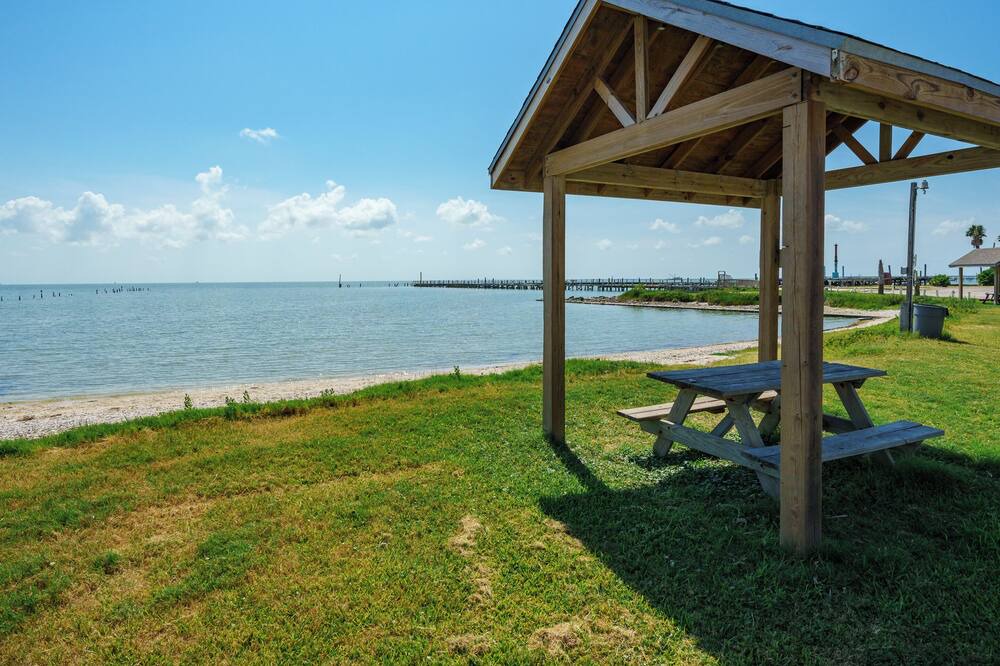 Photo of Others in Fulton