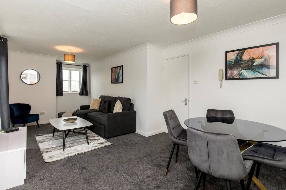 Photo of Others in Bracknell