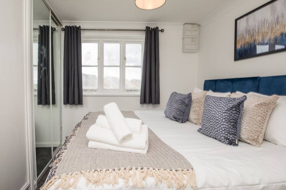 Photo of Bedroom in Bracknell