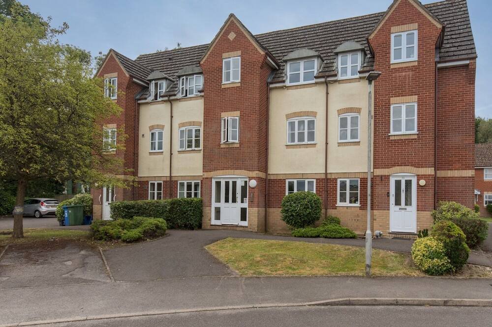 Photo of Others in Bracknell