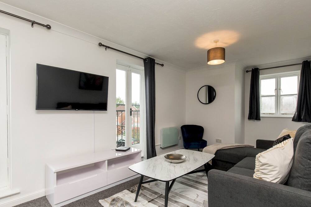 Photo of Livingroom in Bracknell