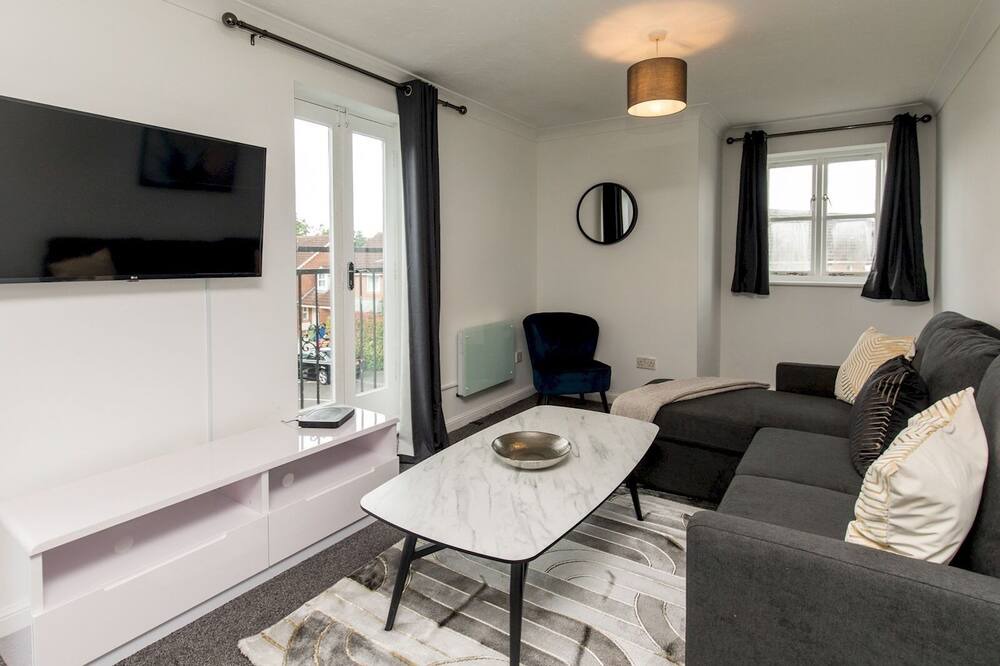 Photo of Livingroom in Bracknell