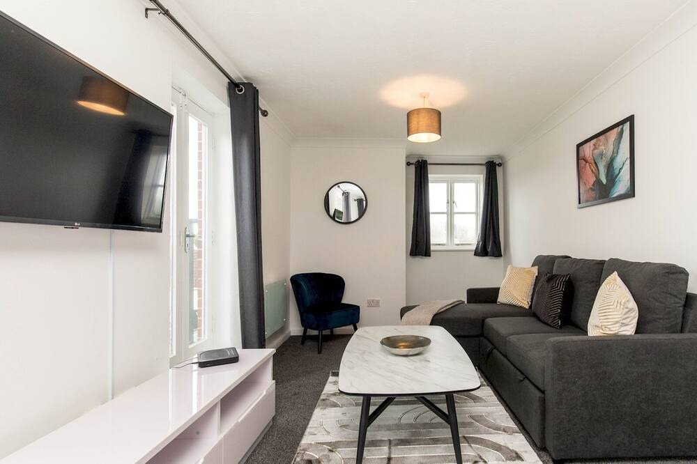 Photo of Livingroom in Bracknell