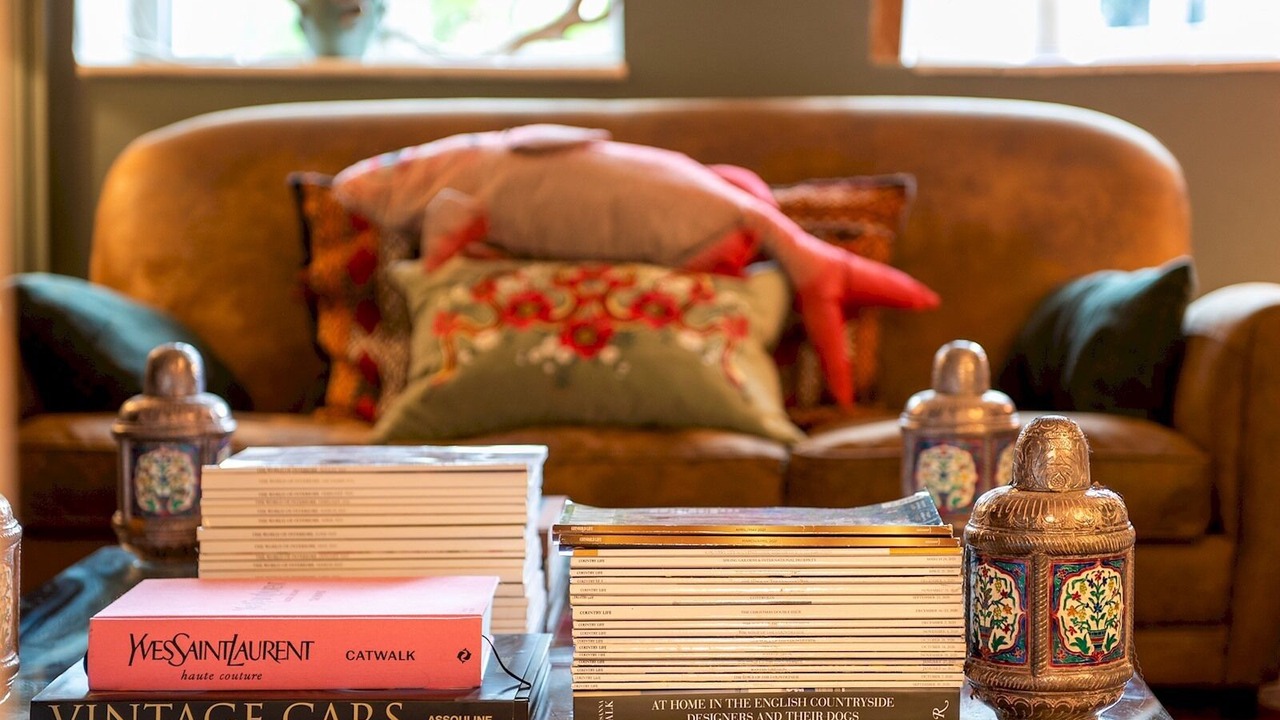 Photo of Others in Longworth