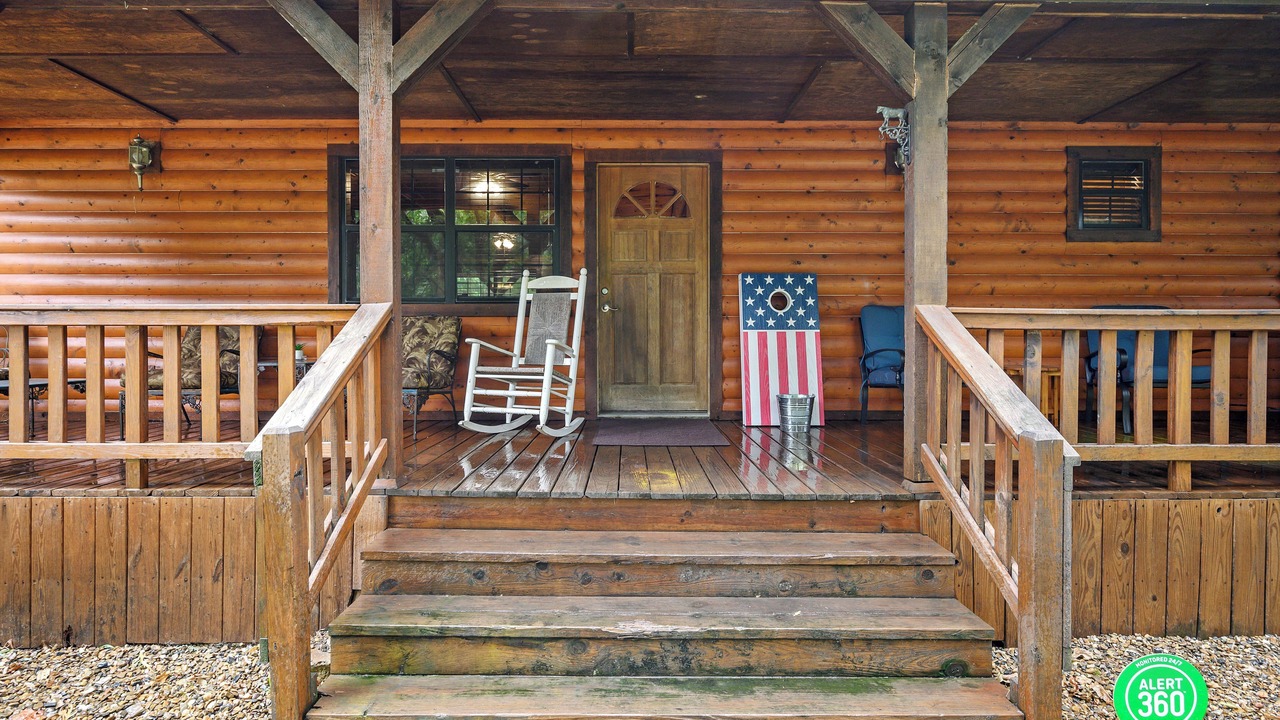 Photo of Outdoor in Golden