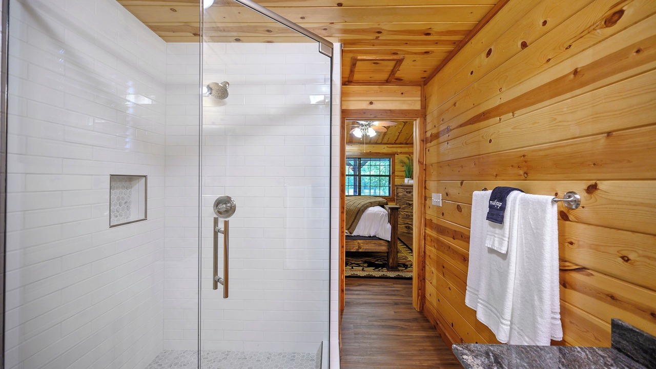 Photo of Bathroom in Golden