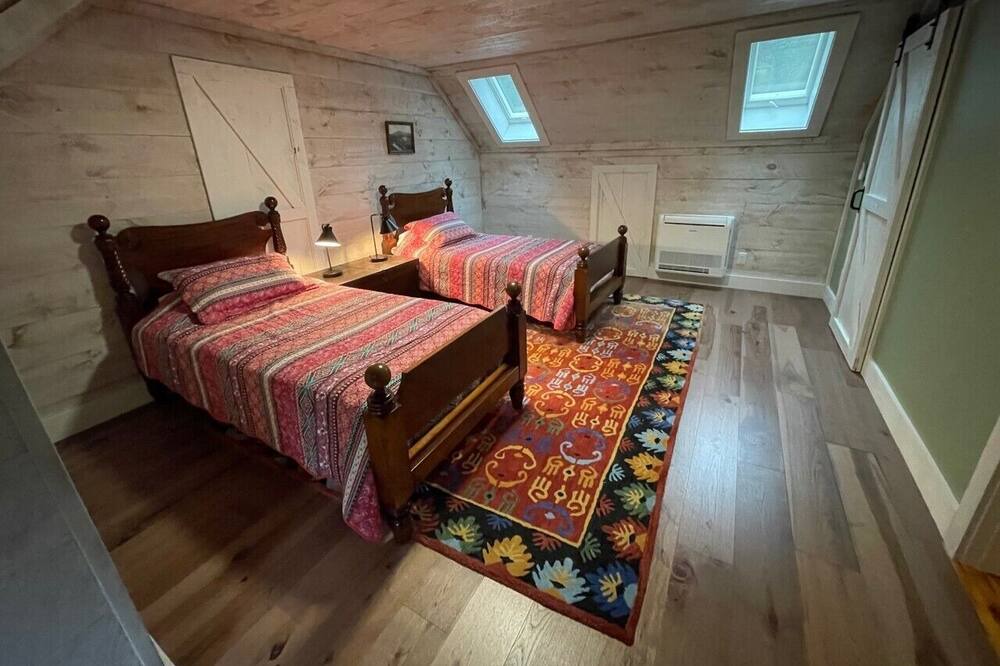 Photo of Bedroom in Williamsville