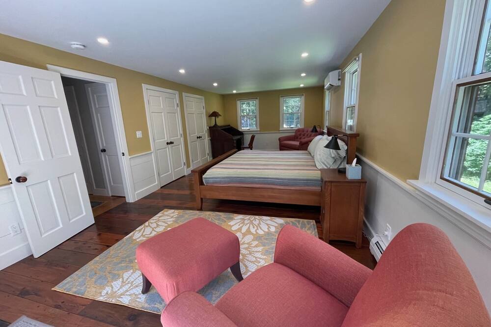 Photo of Others in Williamsville