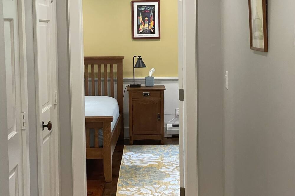 Photo of Bedroom in Williamsville