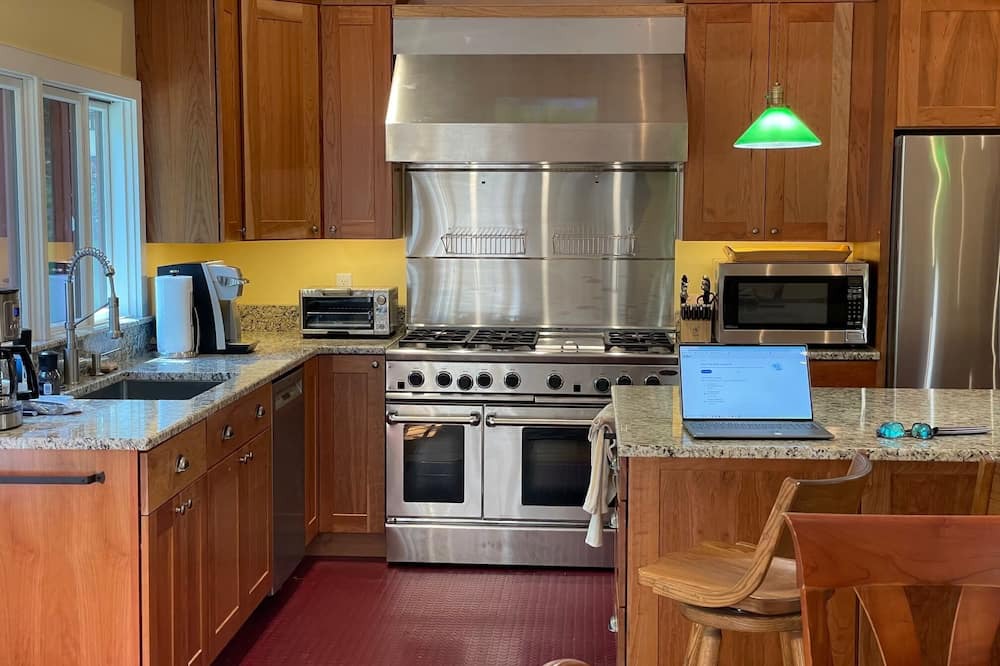 Photo of Others in Williamsville