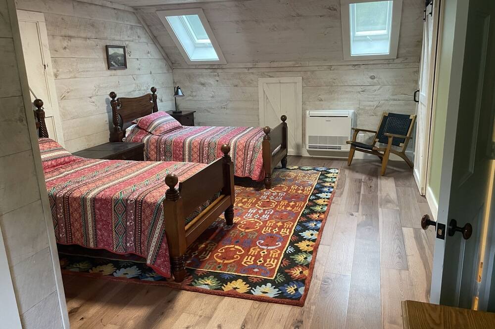 Photo of Others in Williamsville